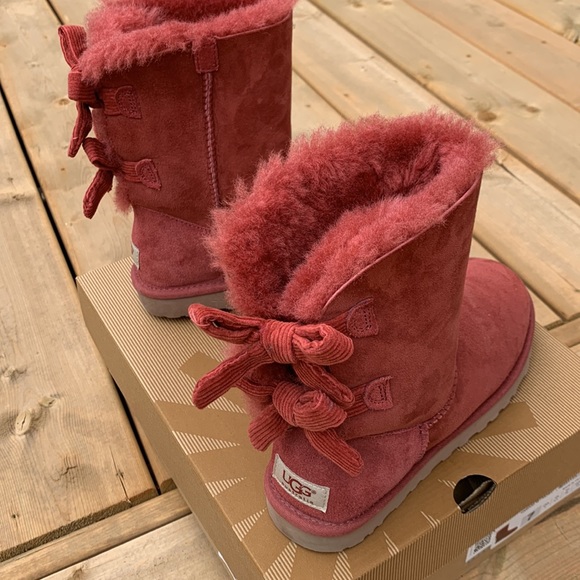 🎉💖HP🥰💕Super warm & beautiful UGG boots, light burgundy Corduroy Bailey bows - Picture 15 of 17